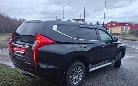 Mitsubishi Pajero Sport III рестайлинг, 2018 год, 2 950 000 рублей, 3 фотография