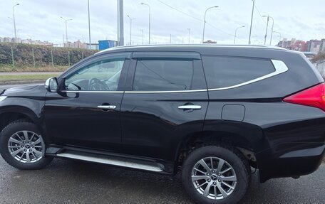 Mitsubishi Pajero Sport III рестайлинг, 2018 год, 2 950 000 рублей, 15 фотография