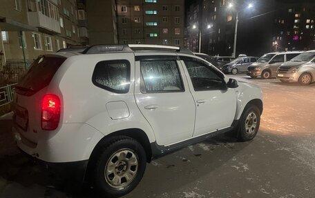 Renault Duster I рестайлинг, 2014 год, 800 000 рублей, 3 фотография