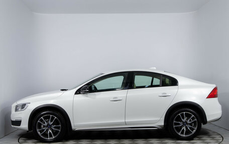 Volvo S60 Cross Country, 2018 год, 2 800 000 рублей, 8 фотография