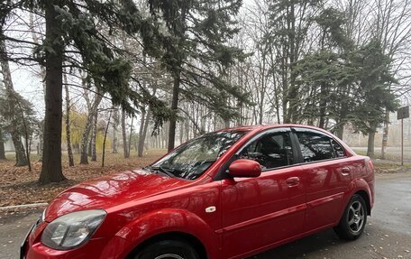 KIA Rio II, 2011 год, 800 000 рублей, 2 фотография