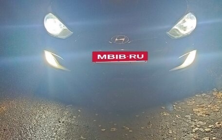 Hyundai Solaris II рестайлинг, 2012 год, 550 000 рублей, 5 фотография