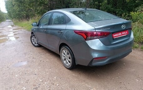 Hyundai Solaris II рестайлинг, 2018 год, 1 100 000 рублей, 1 фотография