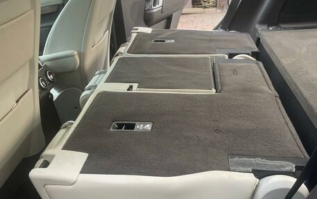 Land Rover Discovery IV, 2018 год, 3 300 000 рублей, 39 фотография