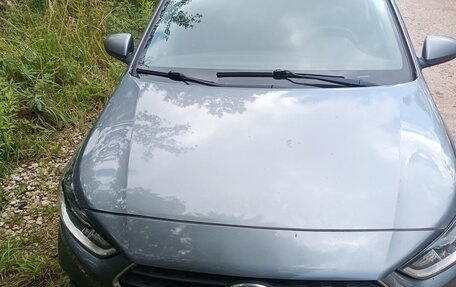 Hyundai Solaris II рестайлинг, 2018 год, 1 100 000 рублей, 5 фотография