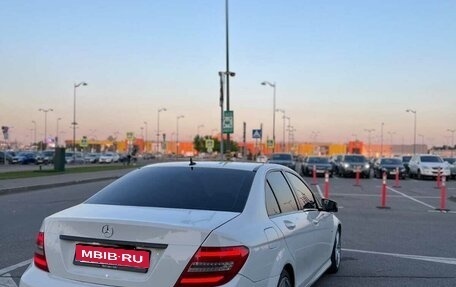 Mercedes-Benz C-Класс, 2011 год, 1 200 000 рублей, 1 фотография