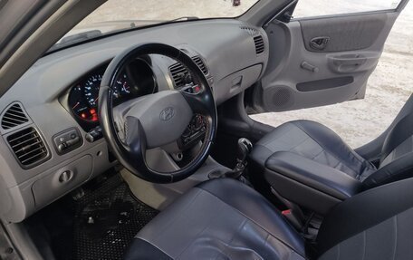 Hyundai Accent II, 2005 год, 389 999 рублей, 13 фотография