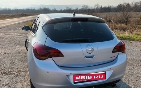Opel Astra J, 2010 год, 750 000 рублей, 5 фотография