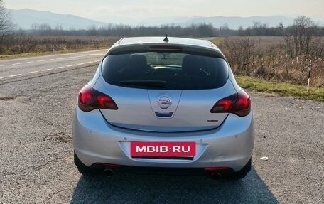 Opel Astra J, 2010 год, 750 000 рублей, 3 фотография