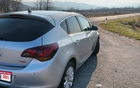 Opel Astra J, 2010 год, 750 000 рублей, 8 фотография