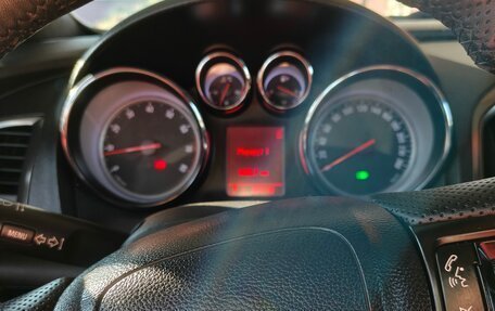 Opel Astra J, 2010 год, 750 000 рублей, 11 фотография