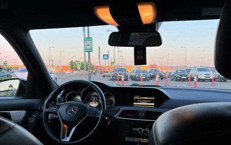 Mercedes-Benz C-Класс, 2011 год, 1 200 000 рублей, 6 фотография