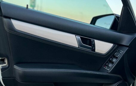 Mercedes-Benz C-Класс, 2011 год, 1 200 000 рублей, 7 фотография