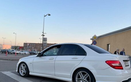 Mercedes-Benz C-Класс, 2011 год, 1 200 000 рублей, 5 фотография