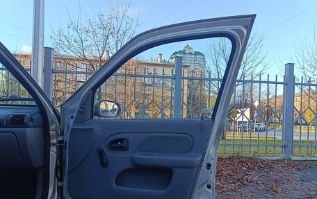 Renault Clio III, 2001 год, 150 000 рублей, 9 фотография