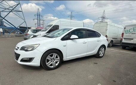 Opel Astra J, 2012 год, 550 000 рублей, 2 фотография