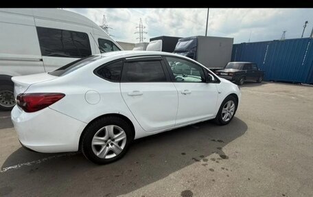 Opel Astra J, 2012 год, 550 000 рублей, 3 фотография