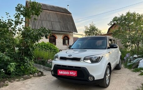 KIA Soul II рестайлинг, 2016 год, 1 250 000 рублей, 2 фотография
