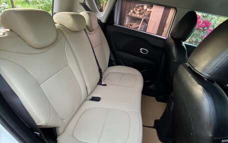 KIA Soul II рестайлинг, 2016 год, 1 250 000 рублей, 10 фотография
