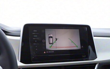 Volkswagen T-Roc I, 2025 год, 2 490 000 рублей, 9 фотография
