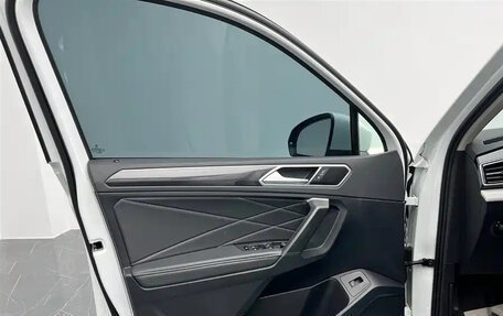 Volkswagen Tiguan II, 2024 год, 2 810 013 рублей, 12 фотография