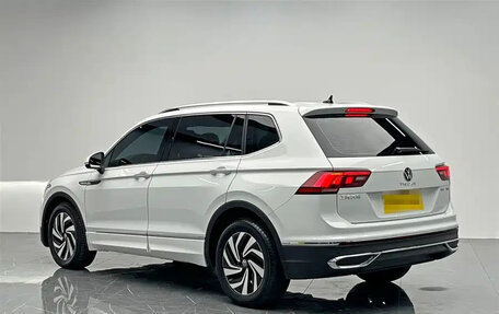 Volkswagen Tiguan II, 2024 год, 2 810 013 рублей, 5 фотография