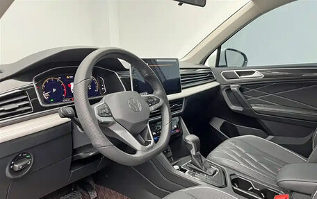 Volkswagen Tiguan II, 2024 год, 2 810 013 рублей, 14 фотография