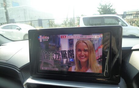 Daihatsu Rocky, 2021 год, 1 237 000 рублей, 8 фотография