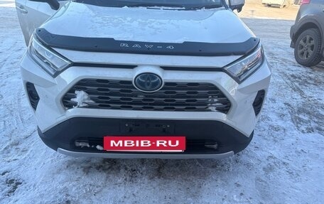 Toyota RAV4, 2019 год, 3 280 000 рублей, 11 фотография