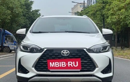 Toyota Yaris XP150 рестайлинг, 2021 год, 1 200 000 рублей, 2 фотография