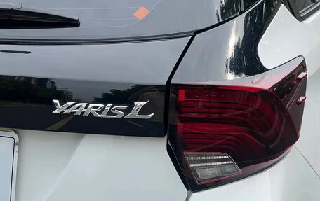 Toyota Yaris XP150 рестайлинг, 2021 год, 1 200 000 рублей, 8 фотография