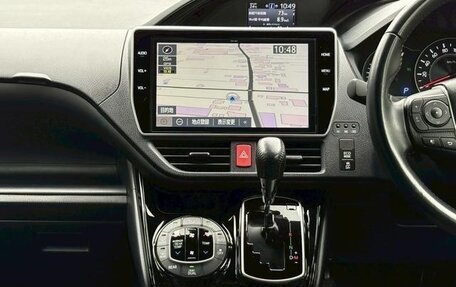 Toyota Noah III, 2021 год, 1 718 027 рублей, 16 фотография