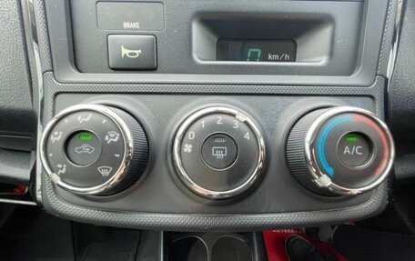 Toyota Corolla, 2018 год, 932 000 рублей, 10 фотография