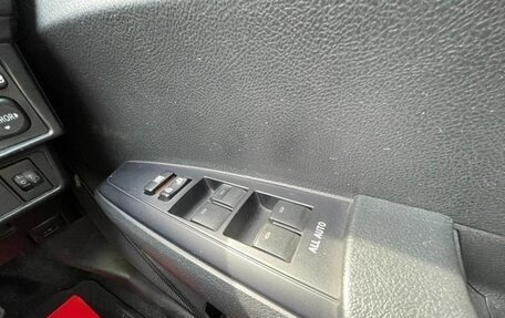 Toyota Corolla, 2018 год, 932 000 рублей, 19 фотография