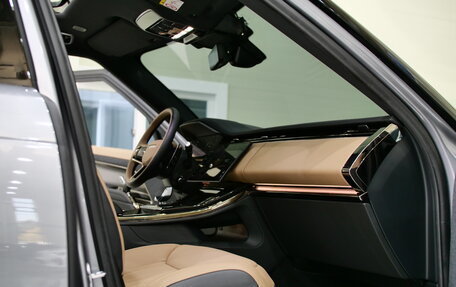 Land Rover Range Rover Sport, 2024 год, 19 200 000 рублей, 38 фотография