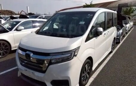 Honda Stepwgn IV, 2020 год, 2 670 000 рублей, 5 фотография