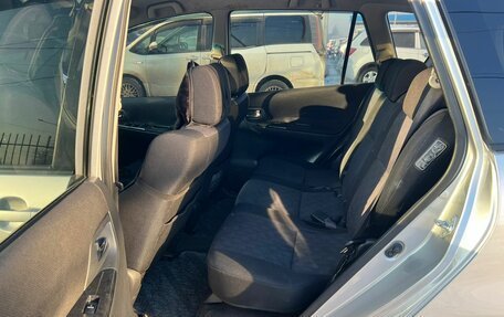 Toyota Corolla Spacio II, 2003 год, 649 999 рублей, 11 фотография