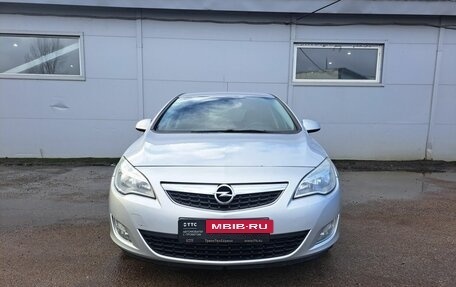 Opel Astra J, 2012 год, 689 000 рублей, 2 фотография