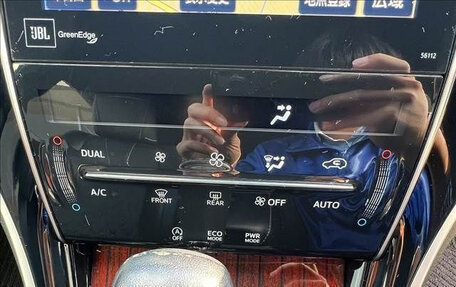 Toyota Harrier, 2015 год, 2 000 035 рублей, 17 фотография