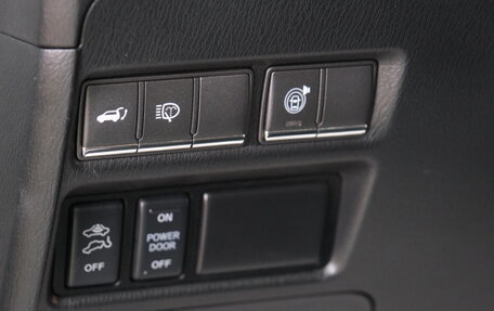 Nissan Patrol, 2013 год, 3 129 000 рублей, 11 фотография