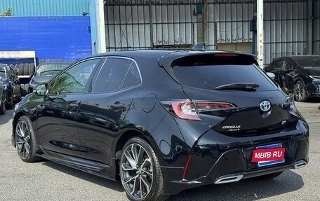 Toyota Corolla, 2021 год, 1 394 000 рублей, 2 фотография