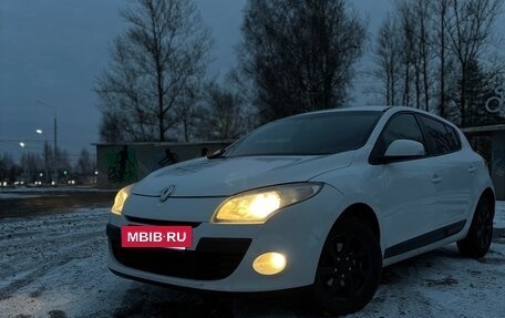 Renault Megane III, 2012 год, 720 000 рублей, 2 фотография