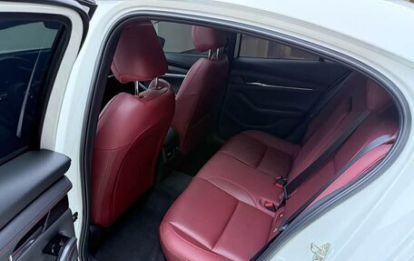 Mazda 3, 2022 год, 2 201 000 рублей, 9 фотография