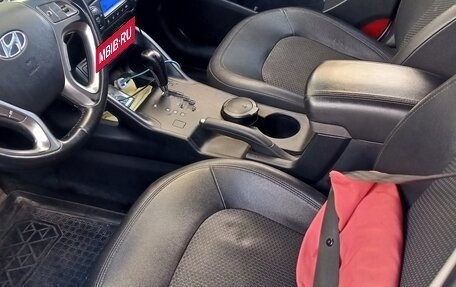 Hyundai ix35 I рестайлинг, 2010 год, 900 000 рублей, 3 фотография