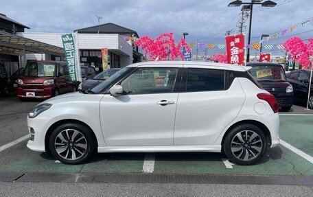 Suzuki Swift V, 2022 год, 1 200 111 рублей, 4 фотография