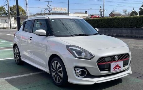 Suzuki Swift V, 2022 год, 1 200 111 рублей, 2 фотография