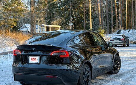 Tesla Model Y I, 2022 год, 6 150 000 рублей, 2 фотография