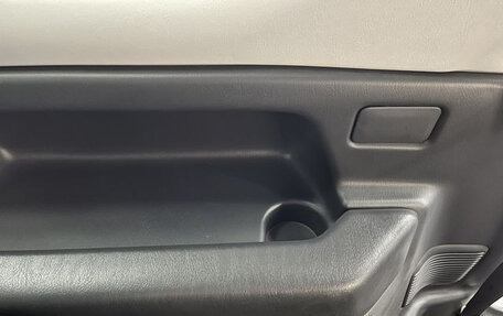 Suzuki Jimny, 2017 год, 950 035 рублей, 21 фотография