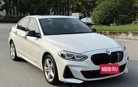 BMW 1 серия, 2022 год, 1 417 000 рублей, 1 фотография