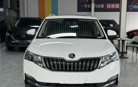 Skoda Kamiq I, 2022 год, 1 260 500 рублей, 2 фотография